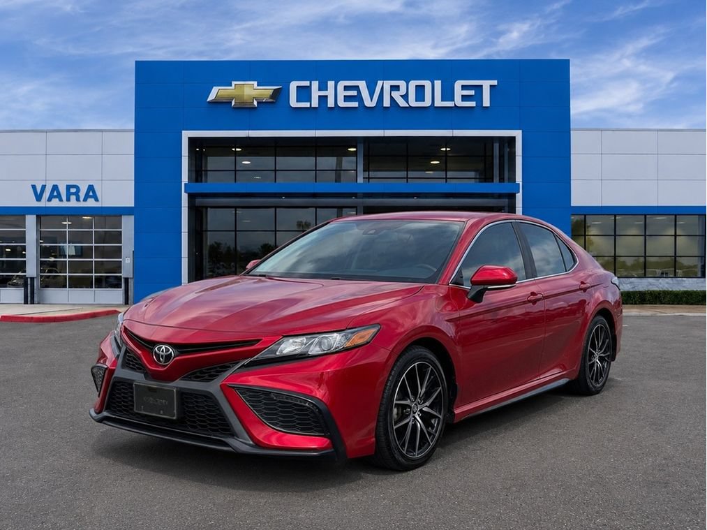 Used 2024 Toyota Camry SE