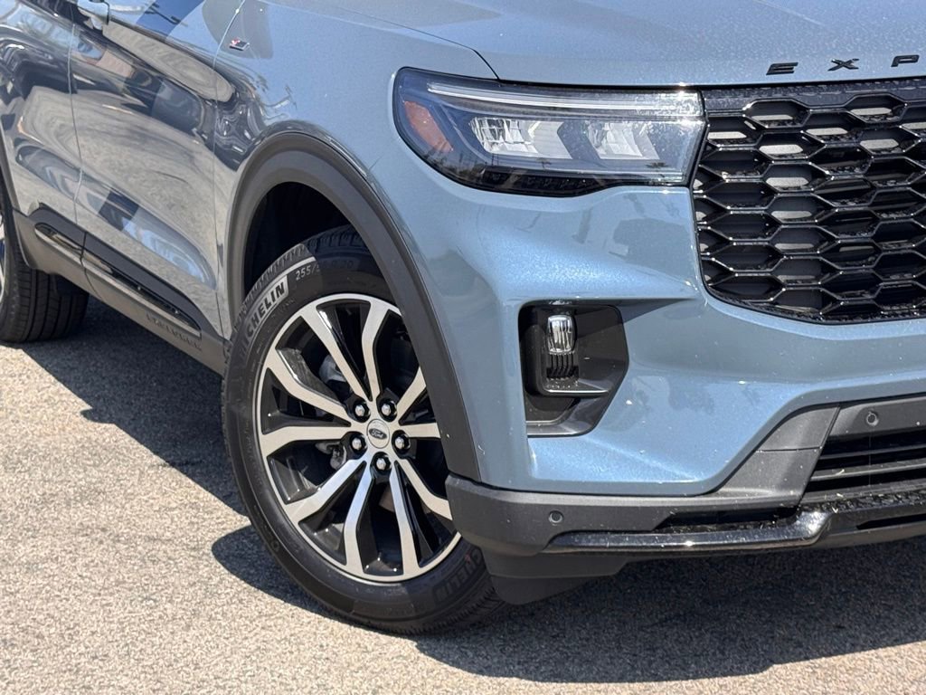 New 2026 Ford Explorer ST-Line image 4