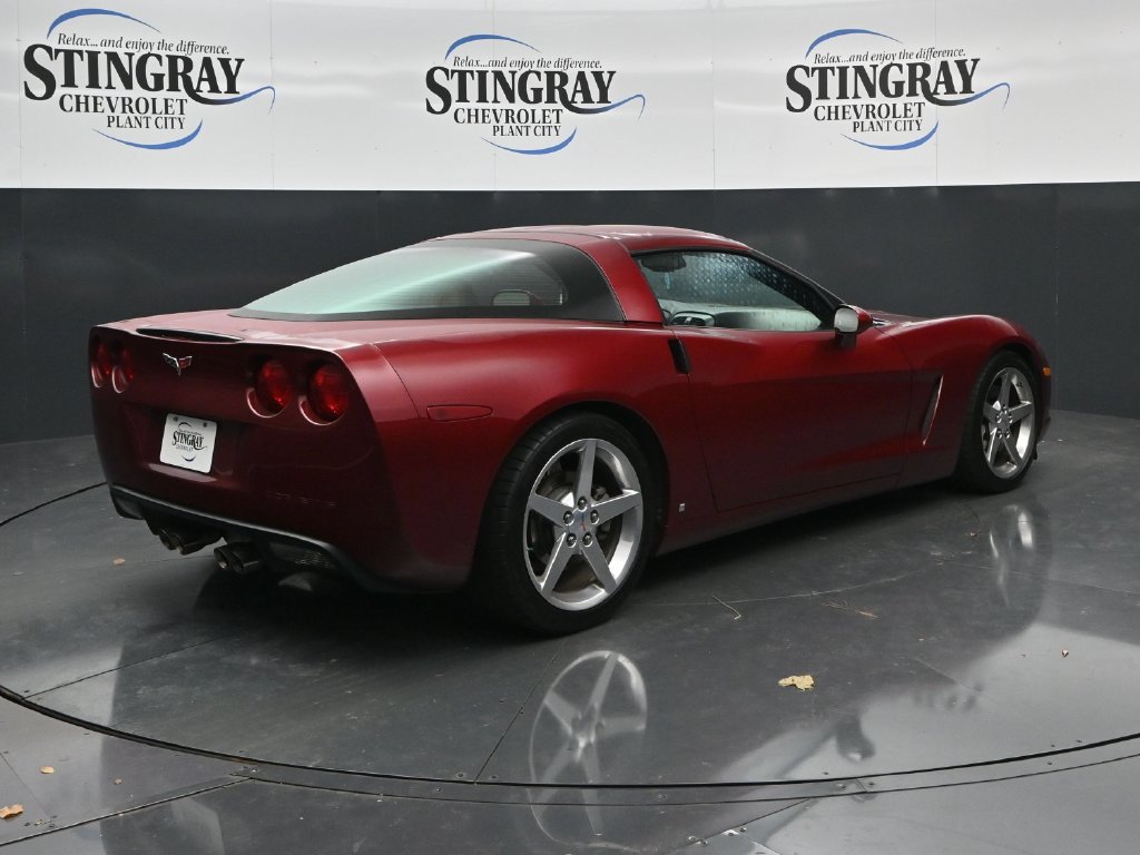 Used 2006 Chevrolet Corvette Coupe w/ Preferred Equipment Group RWD image 7