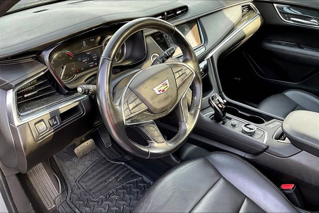 Used 2022 Cadillac XT5 Premium Luxury AWD/4WD image 17