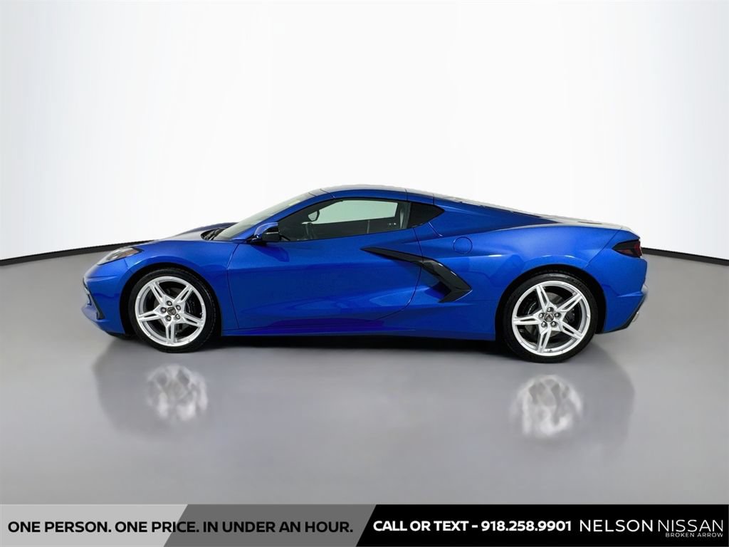 Used 2020 Chevrolet Corvette Stingray Coupe w/ 1LT RWD image 8