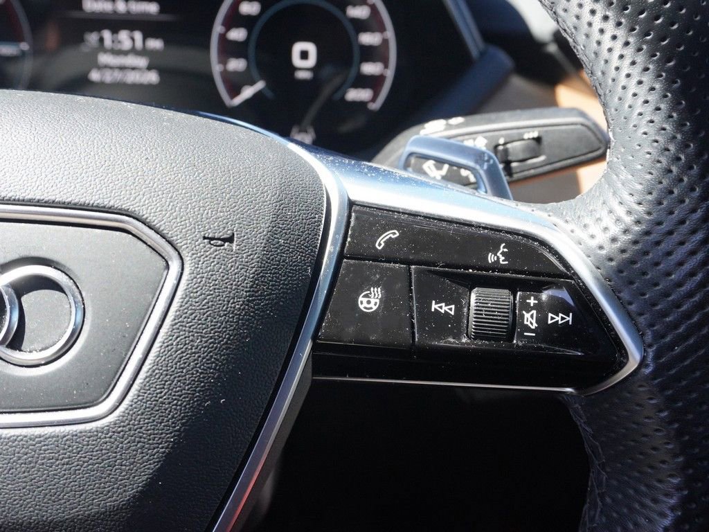 Used 2023 Audi e-tron GT Premium Plus AWD/4WD image 44