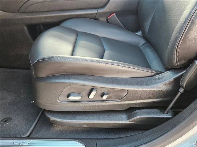 New 2025 Cadillac XT5 Sportv image 4