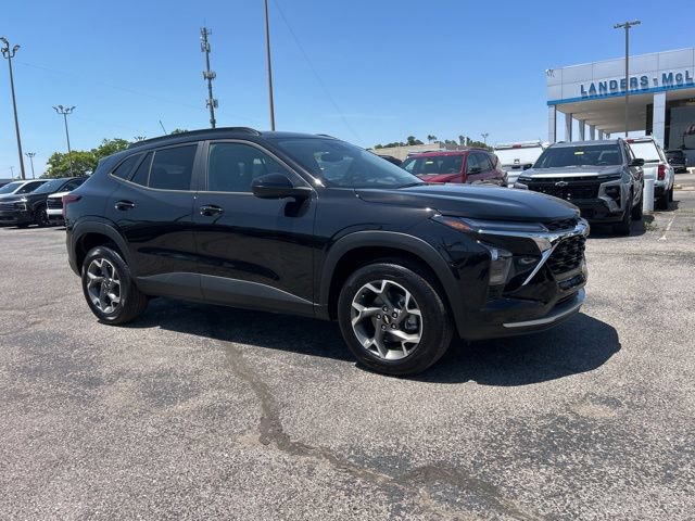 New 2026 Chevrolet Trax LT w/ Driver Confidence Package FWD video 1