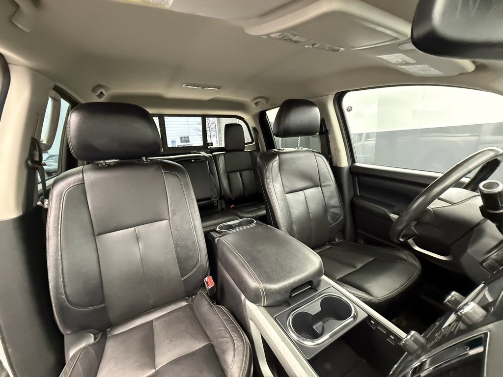 Used 2017 Nissan Titan SL image 53