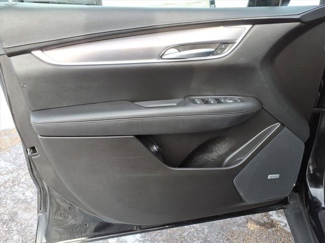 Used 2023 Cadillac XT5 Luxury image 10