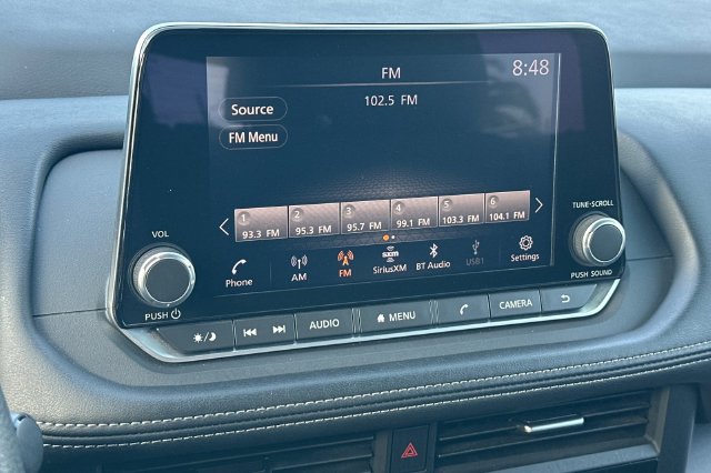 Used 2024 Nissan Rogue SV FWD image 21