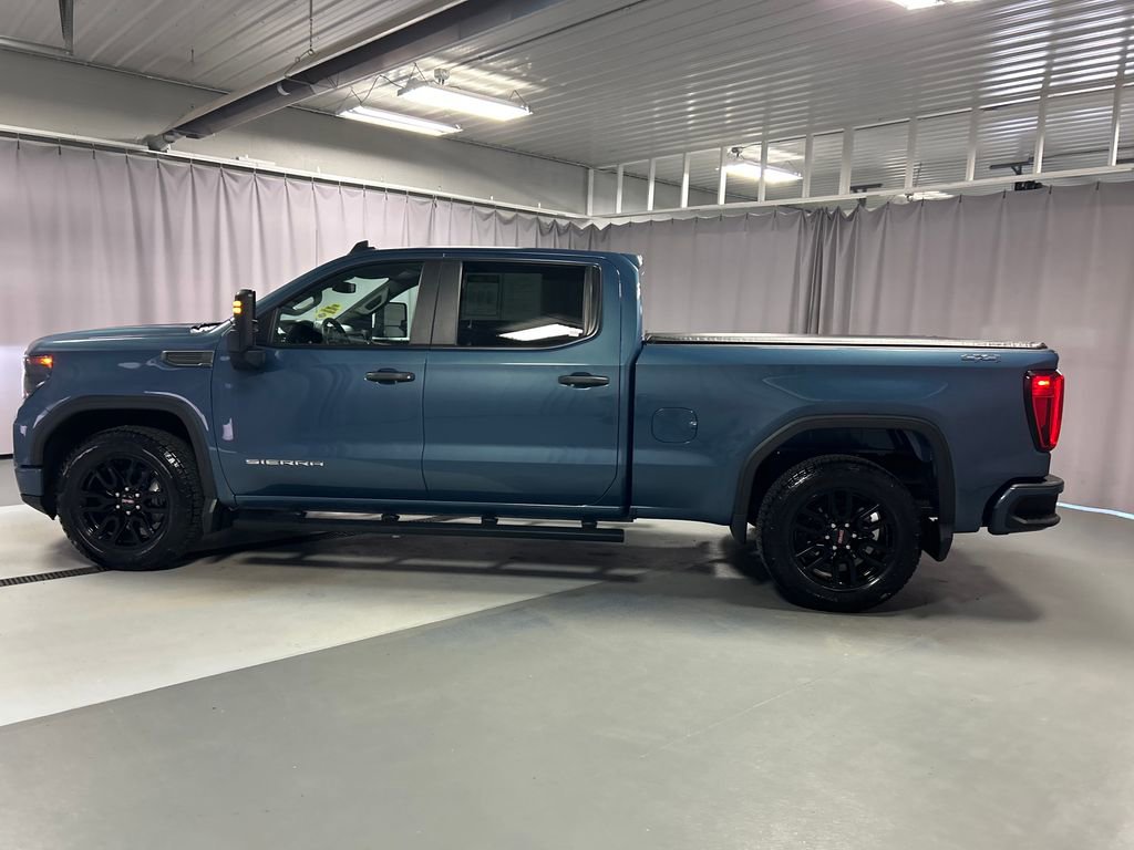 Used 2024 GMC Sierra 1500 Pro w/ Graphite Edition AWD/4WD image 4