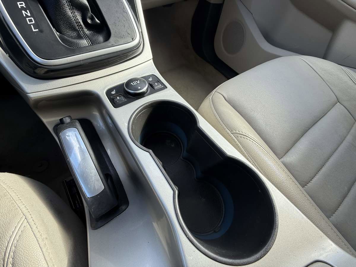 Used 2013 Ford C-MAX Energi SEL image 13