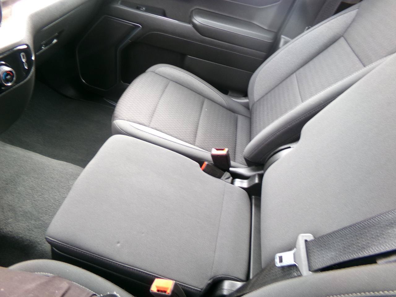 Used 2022 Chevrolet Silverado 1500 LT AWD/4WD image 31