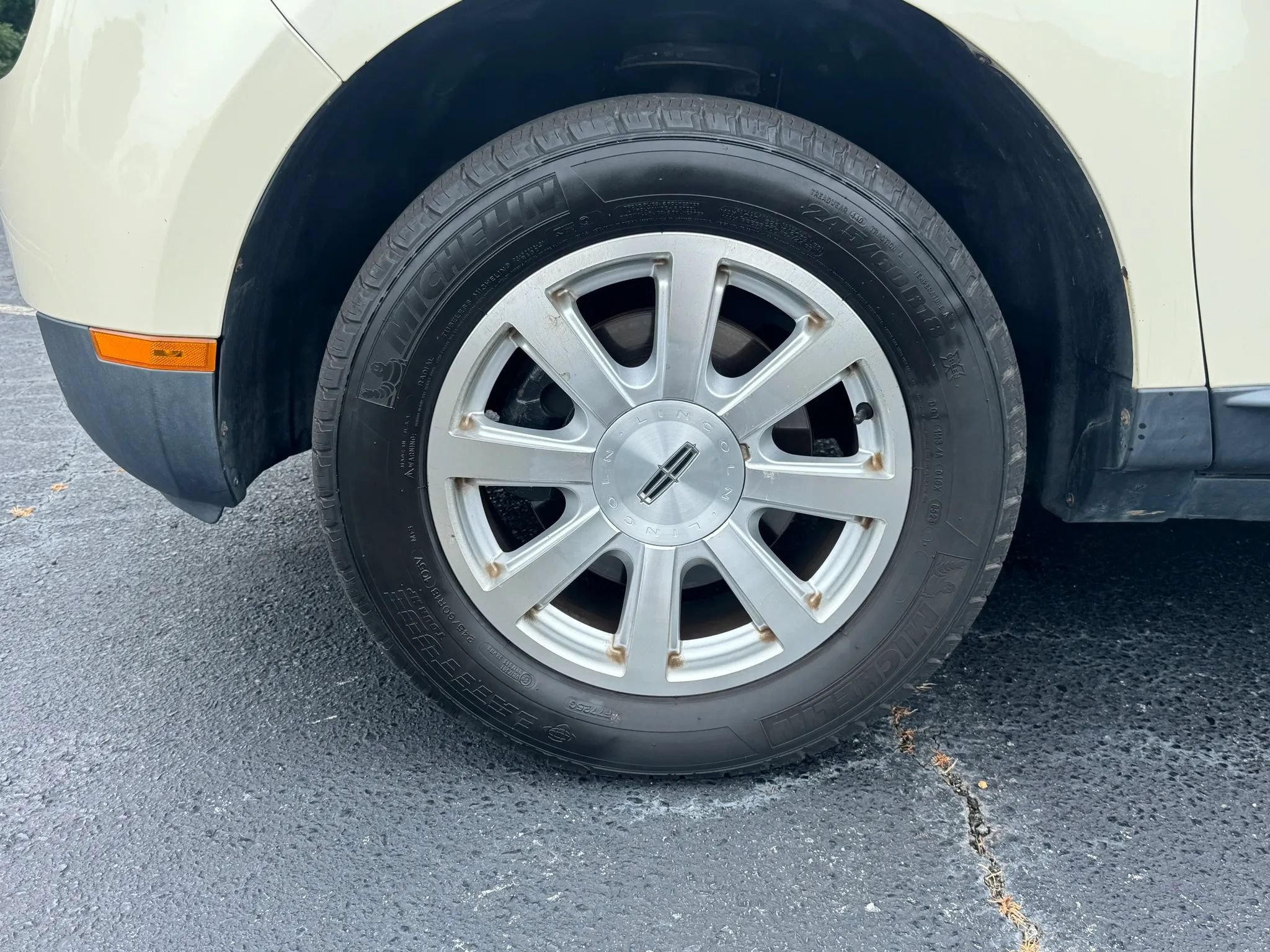 Used 2008 Lincoln MKX 2WD image 24