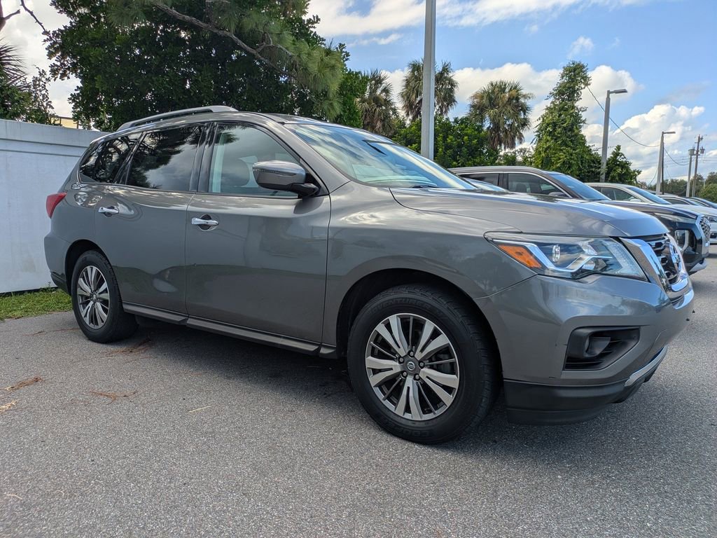 Used 2019 Nissan Pathfinder SV