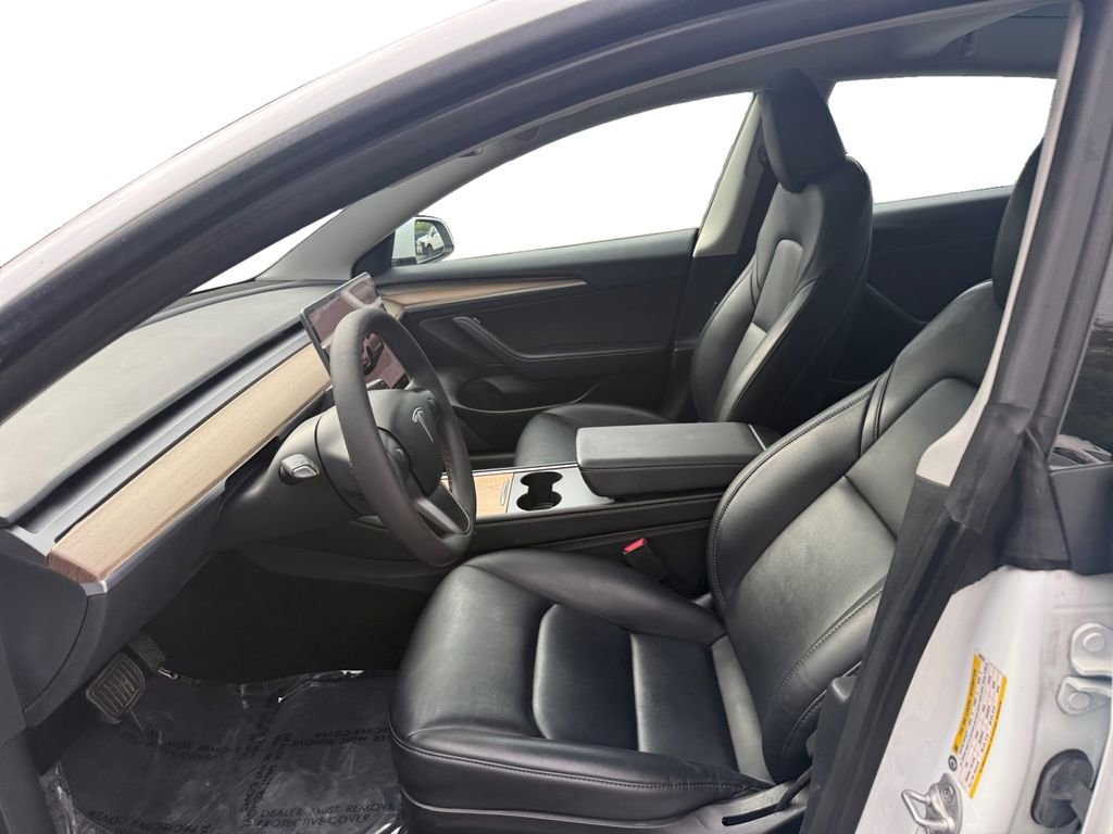 Used 2023 Tesla Model 3 Standard Range RWD image 9
