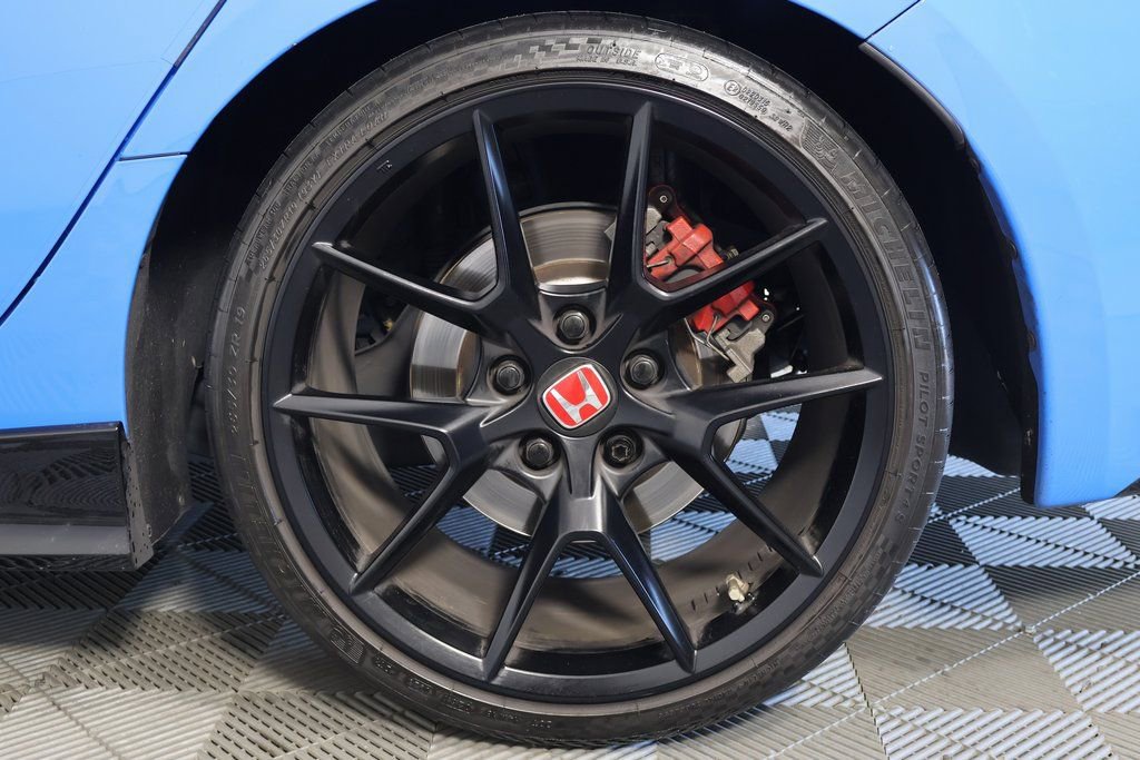 Used 2023 Honda Civic Type R image 16