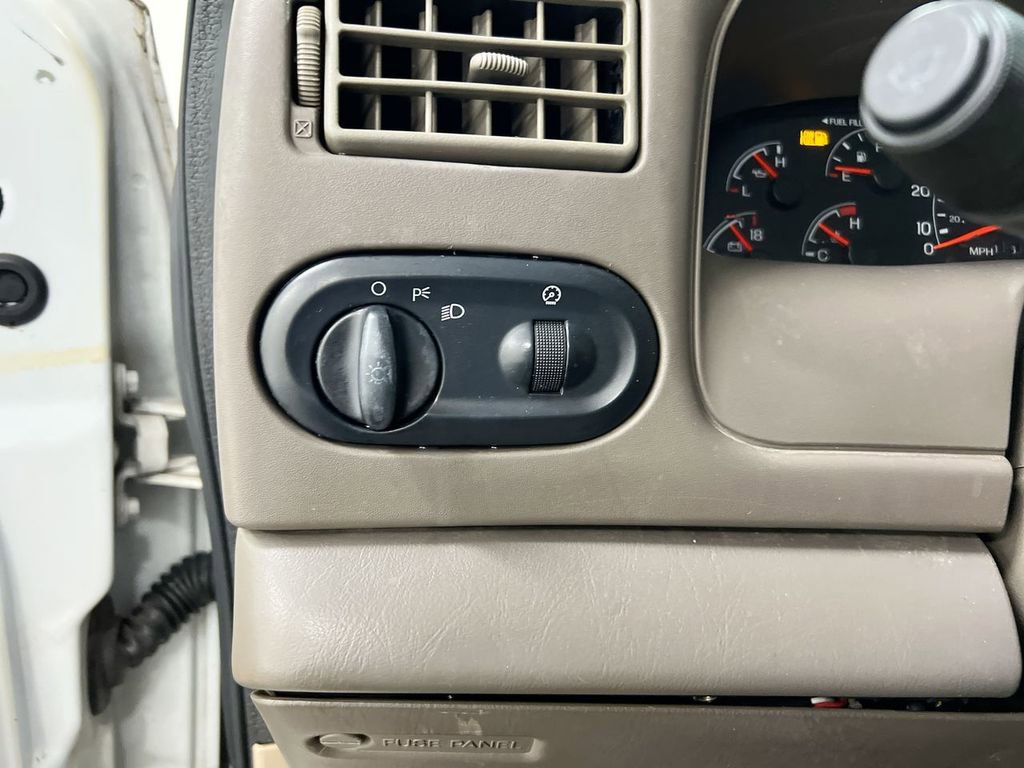 Used 2000 Ford Excursion Limited AWD/4WD image 17