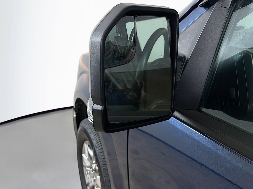 Used 2017 Ford F150 XLT w/ Equipment Group 302A Luxury image 25