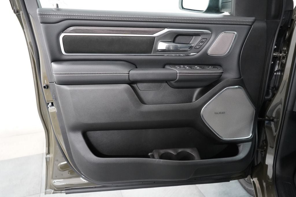 New 2027 RAM 1500 Laramie AWD/4WD image 25