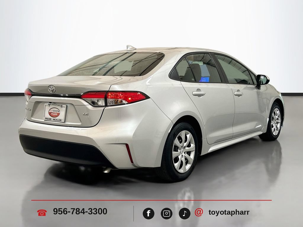 Used 2025 Toyota Corolla LE FWD image 4