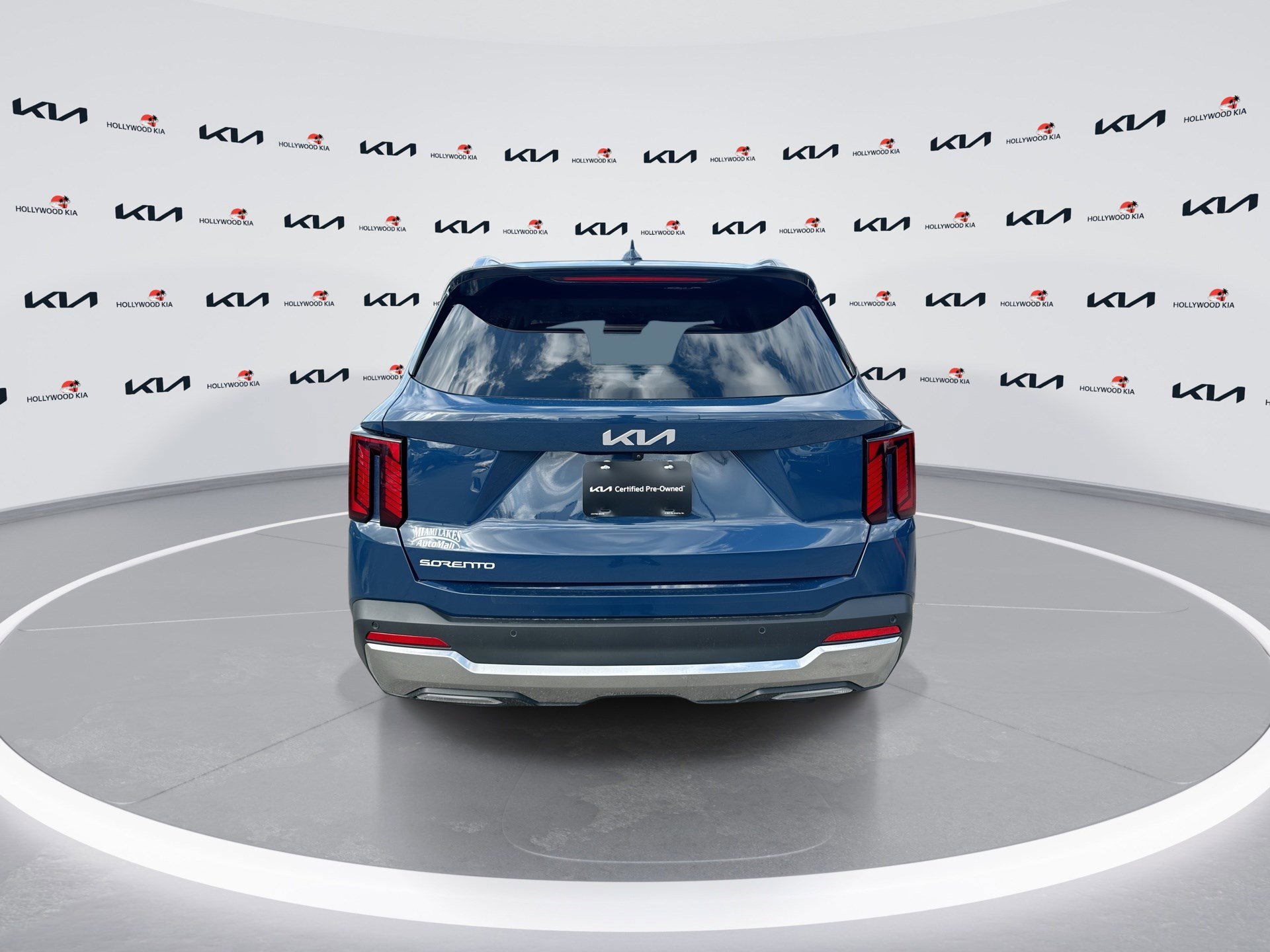 Used 2025 Kia Sorento SX image 7