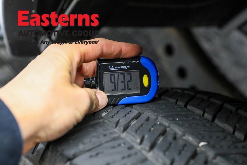 Used 2024 RAM 2500 Big Horn w/ Bed Utility Group image 27