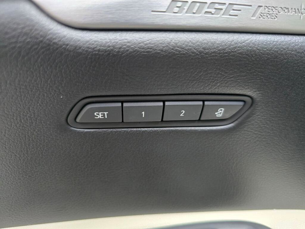 Used 2021 Cadillac XT5 Sportv w/ LPO, Floor Liner Package image 33