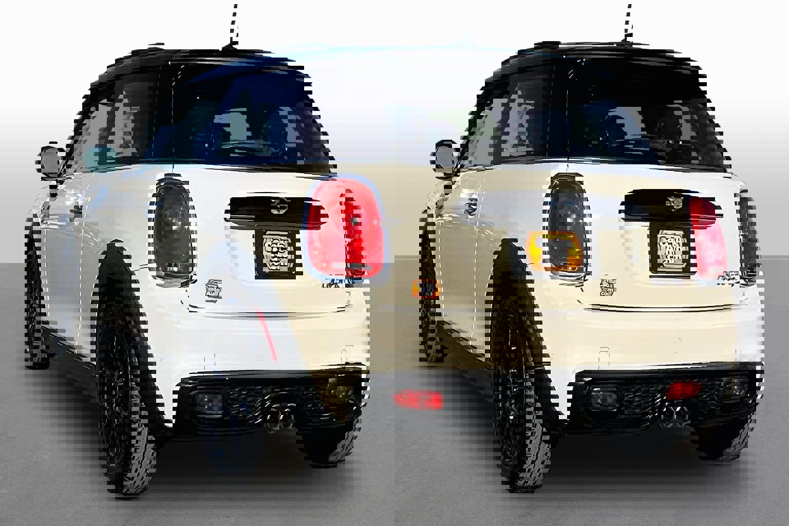 Used 2015 MINI Cooper S image 11