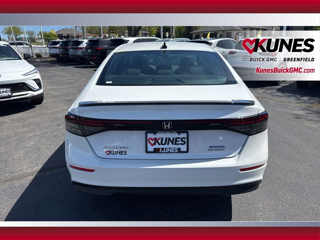 Used 2023 Honda Accord Sport image 6