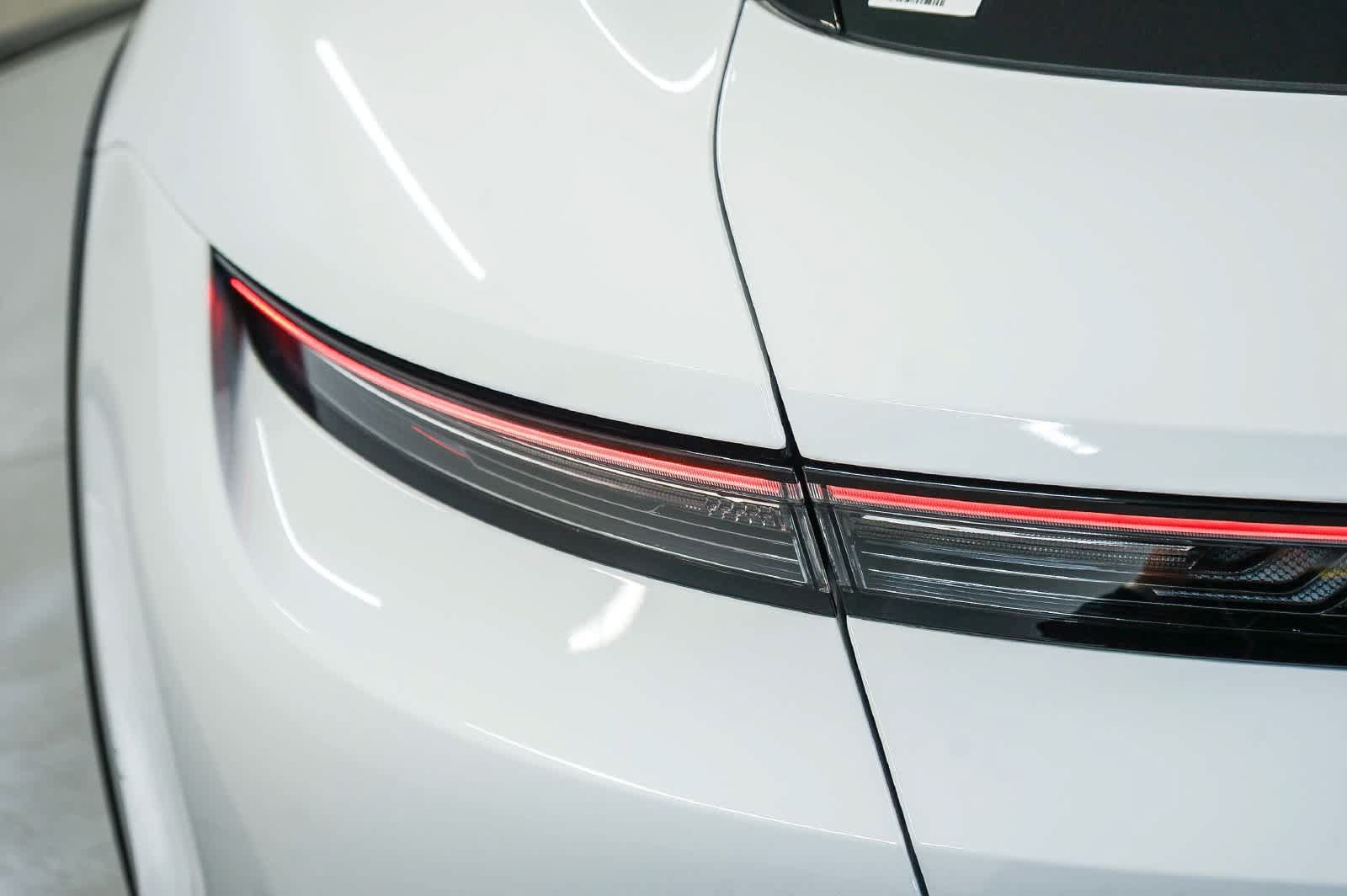Certified 2023 Porsche Taycan 4S AWD/4WD image 11