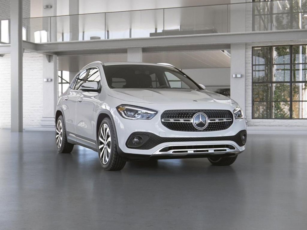 Certified 2022 Mercedes-Benz GLA 250 4MATIC image 10