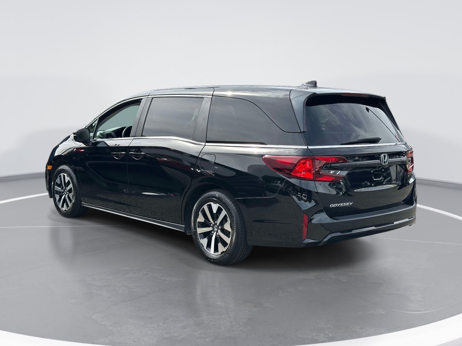 Used 2025 Honda Odyssey EX-L image 7