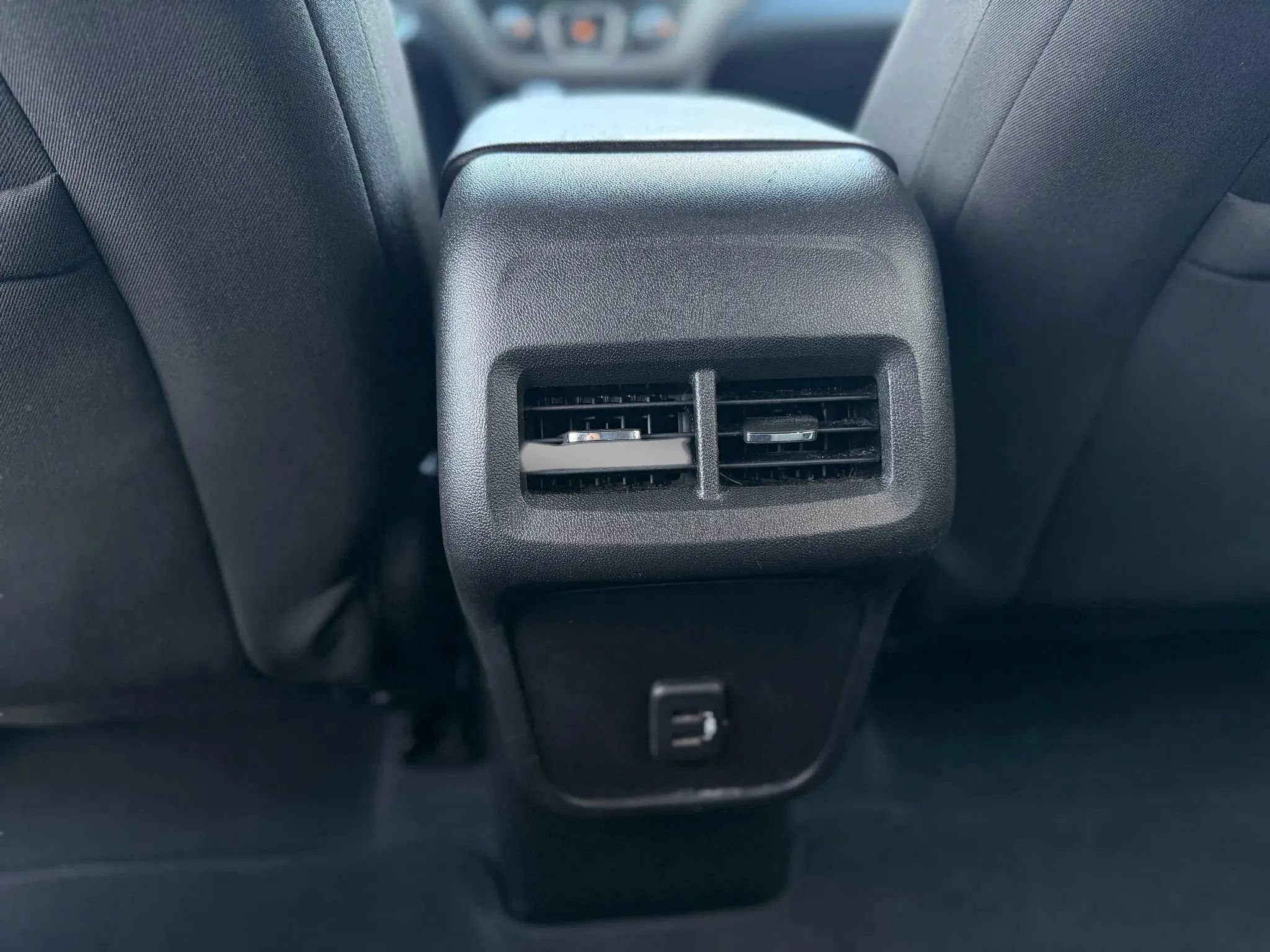 Used 2019 Chevrolet Equinox LS AWD/4WD image 17