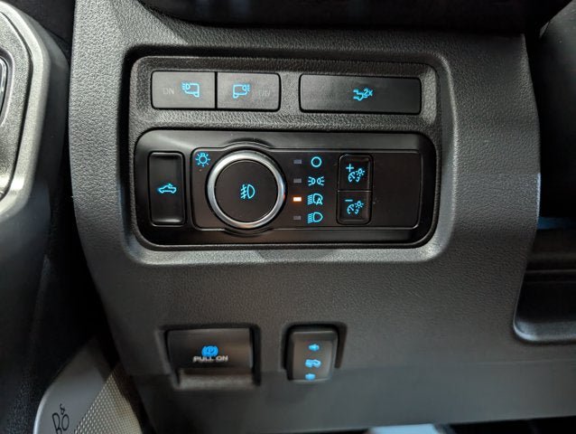 Used 2023 Ford F250 Lariat w/ Lariat Ultimate Package AWD/4WD image 25