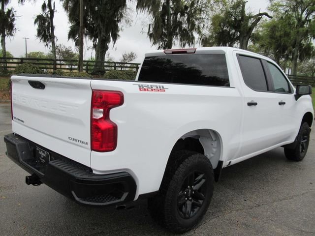 Used 2025 Chevrolet Silverado 1500 Custom Trail Boss AWD/4WD image 7