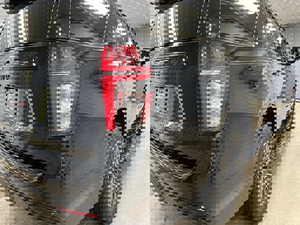 Certified 2024 Chevrolet Tahoe Z71 w/ Luxury Package image 30