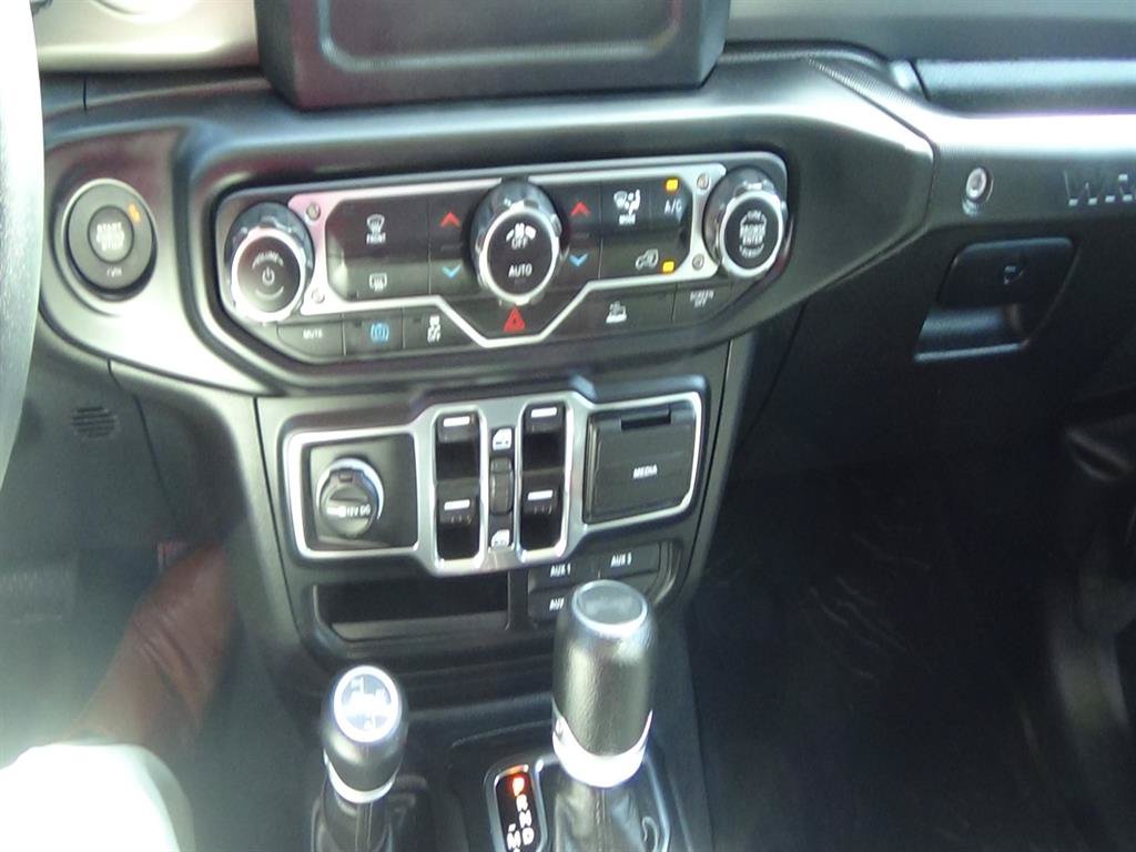 Certified 2023 Jeep Wrangler Unlimited Sahara AWD/4WD image 26