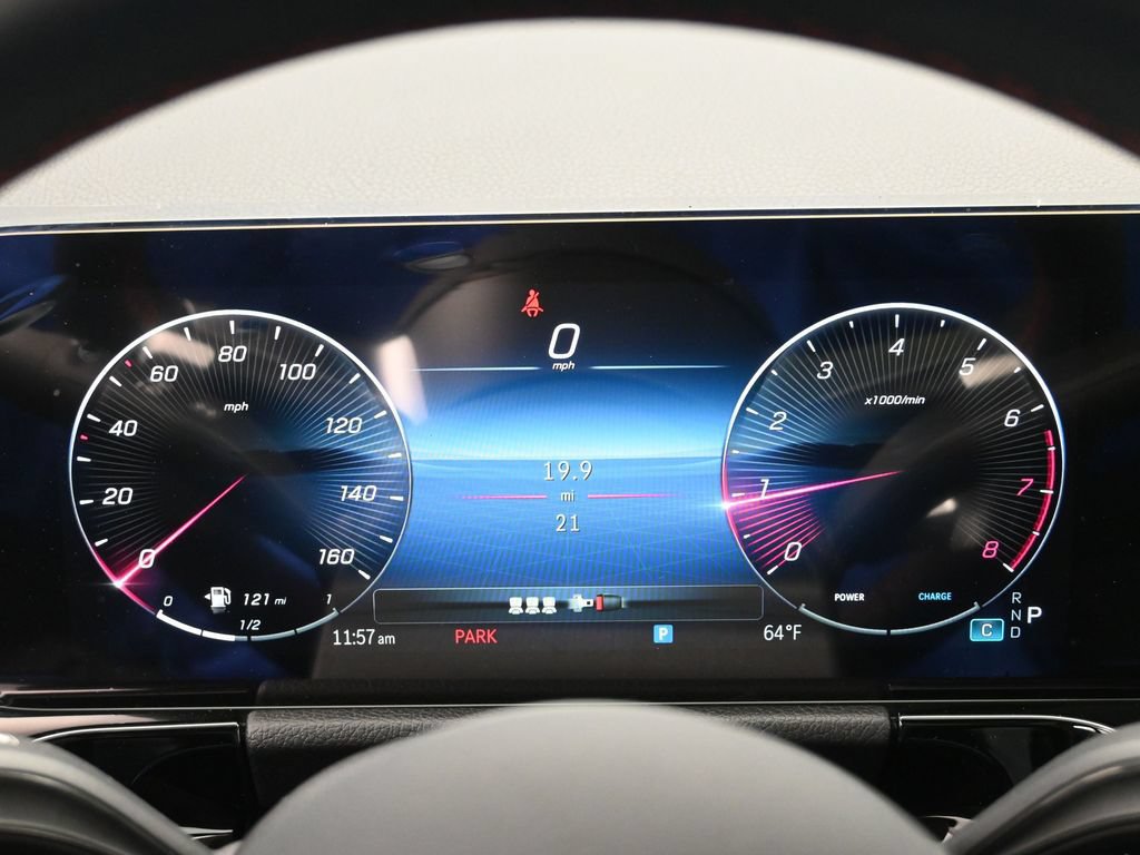 Used 2025 Mercedes-Benz GLA 250 4MATIC image 10
