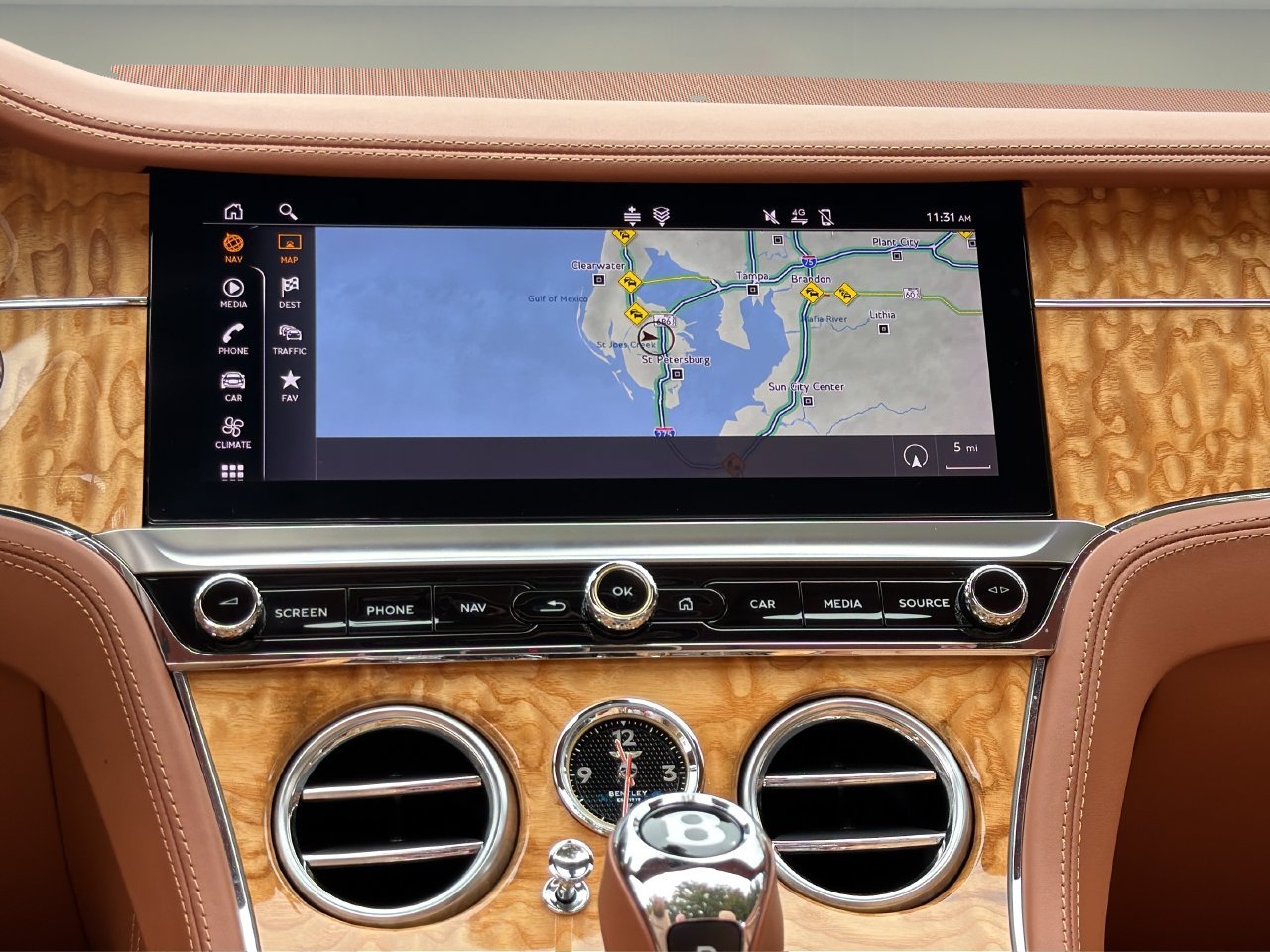 Certified 2023 Bentley Continental GT V8 AWD/4WD image 17