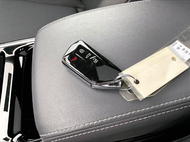Used 2023 Volkswagen ID.4 S RWD image 19