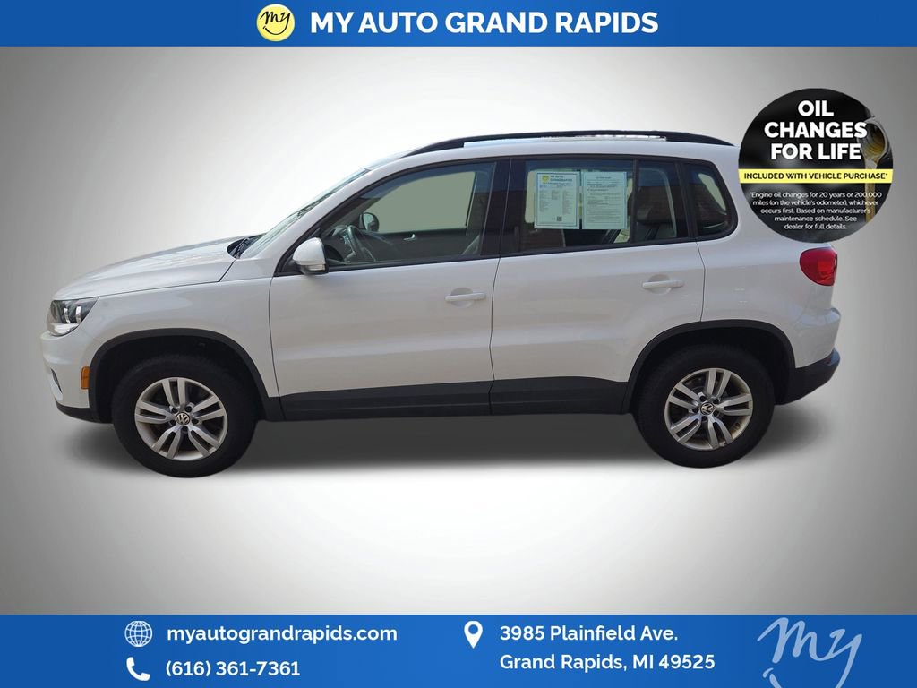 Used 2017 Volkswagen Tiguan S image 4