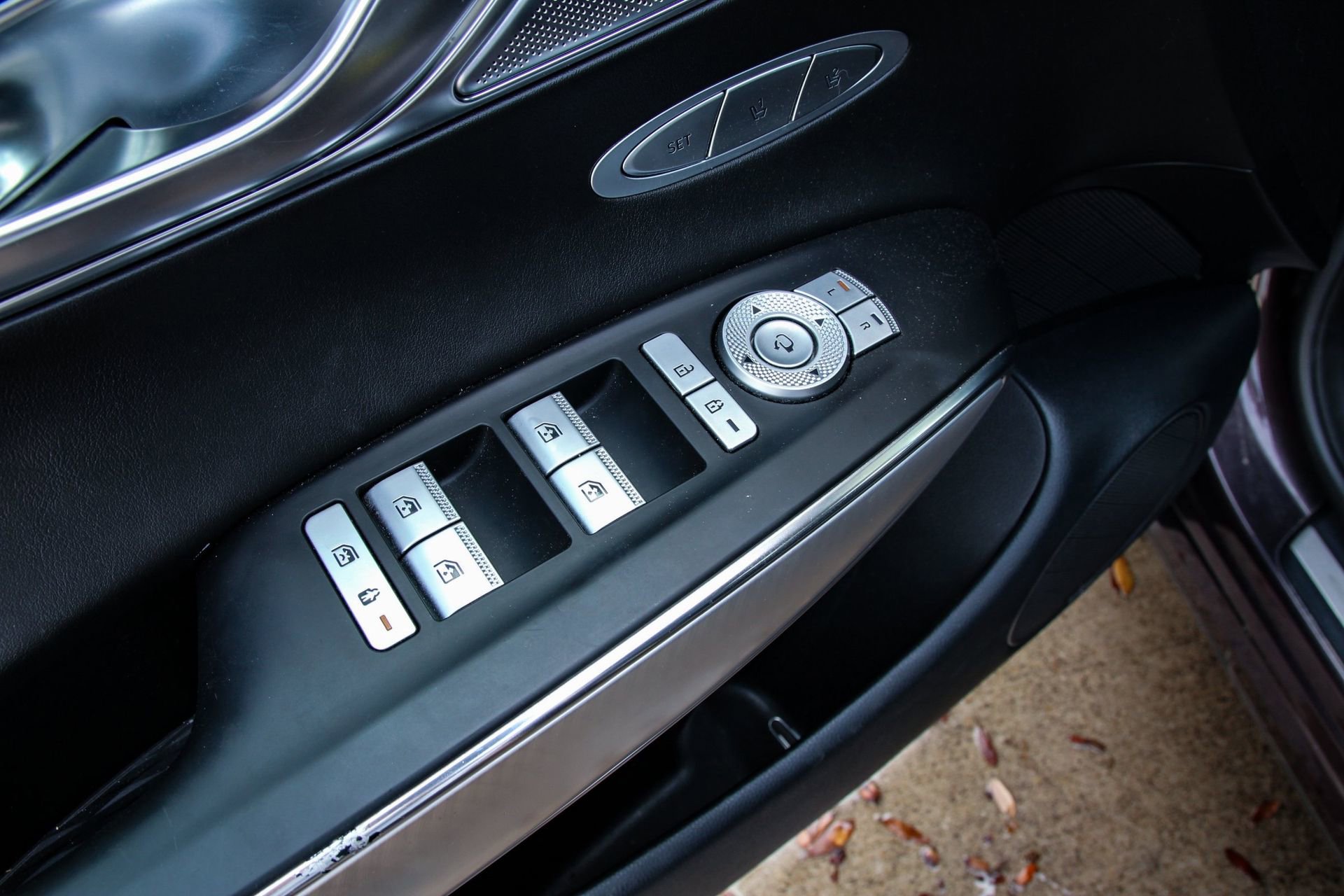 Used 2022 Genesis GV70 2.5T w/ Select Package image 13