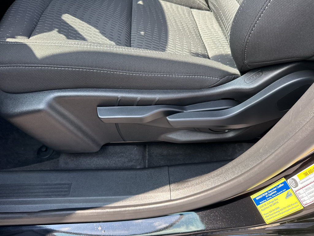 Certified 2025 Chevrolet Equinox LT w/ Safety and Technology Package AWD/4WD image 15