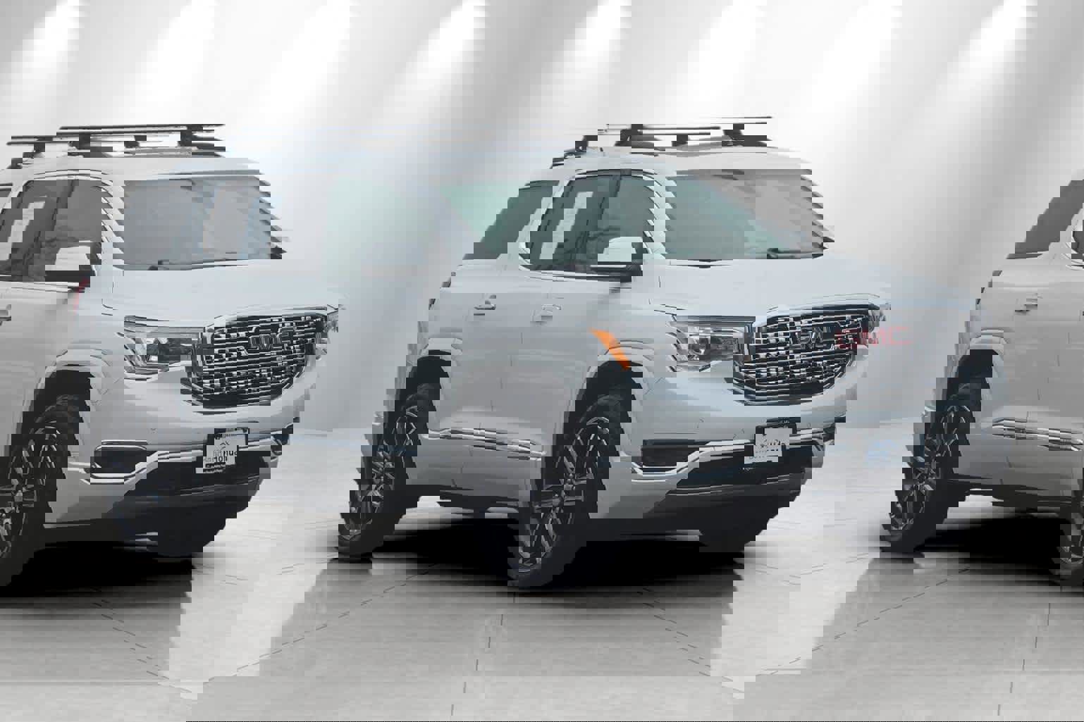 Used 2017 GMC Acadia Denali w/ Technology Package image 9