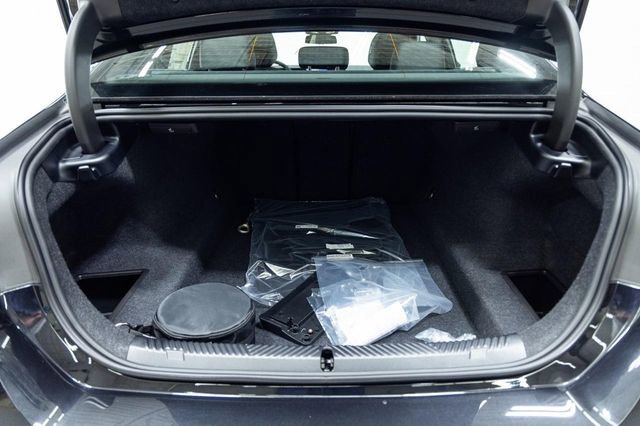 New 2026 BMW 540i xDrive w/ Executive Package image 13