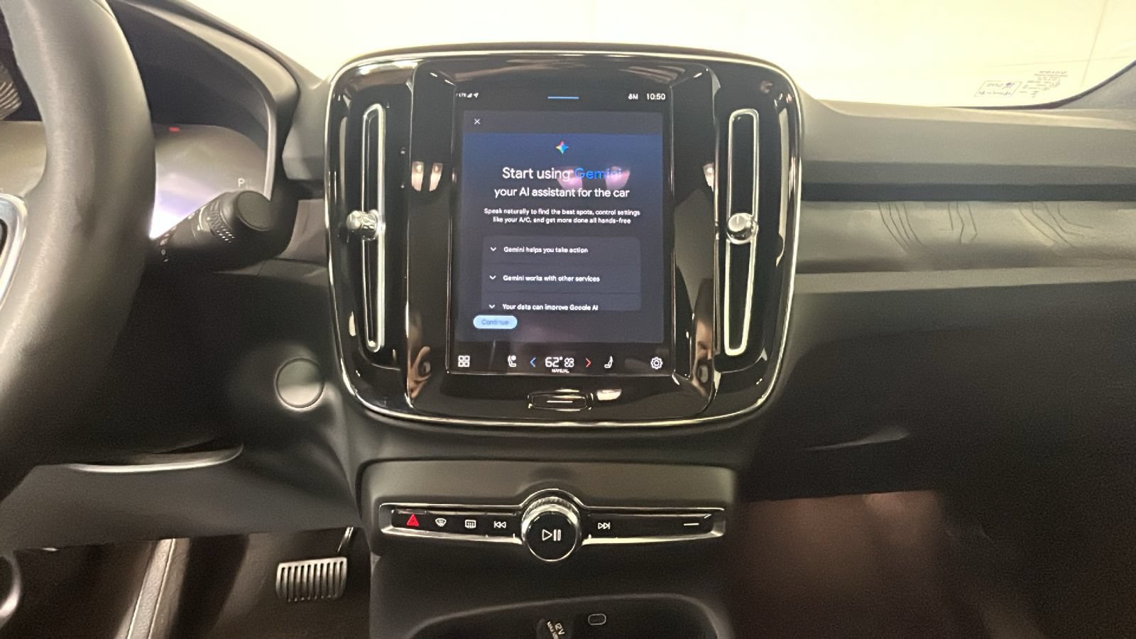 Used 2023 Volvo C40 P8 Recharge Ultimate AWD/4WD image 25