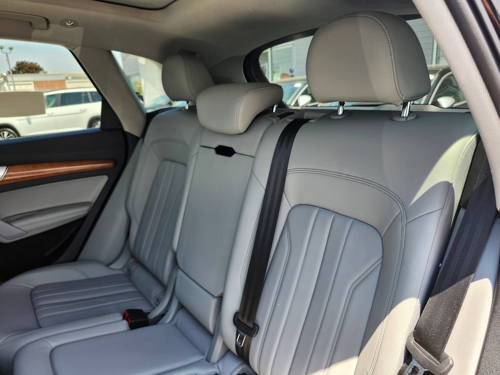 Certified 2023 Audi Q5 2.0T Premium Plus w/ Premium Plus Package AWD/4WD image 10