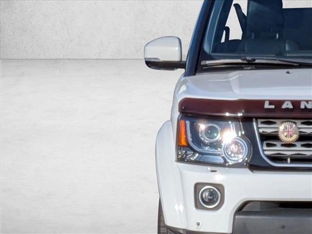 Used 2016 Land Rover LR4 HSE image 12