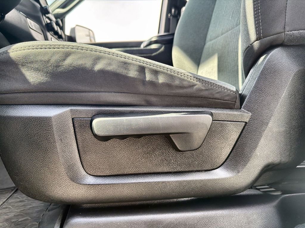 Used 2022 RAM 2500 Big Horn w/ Cold Weather Group image 14