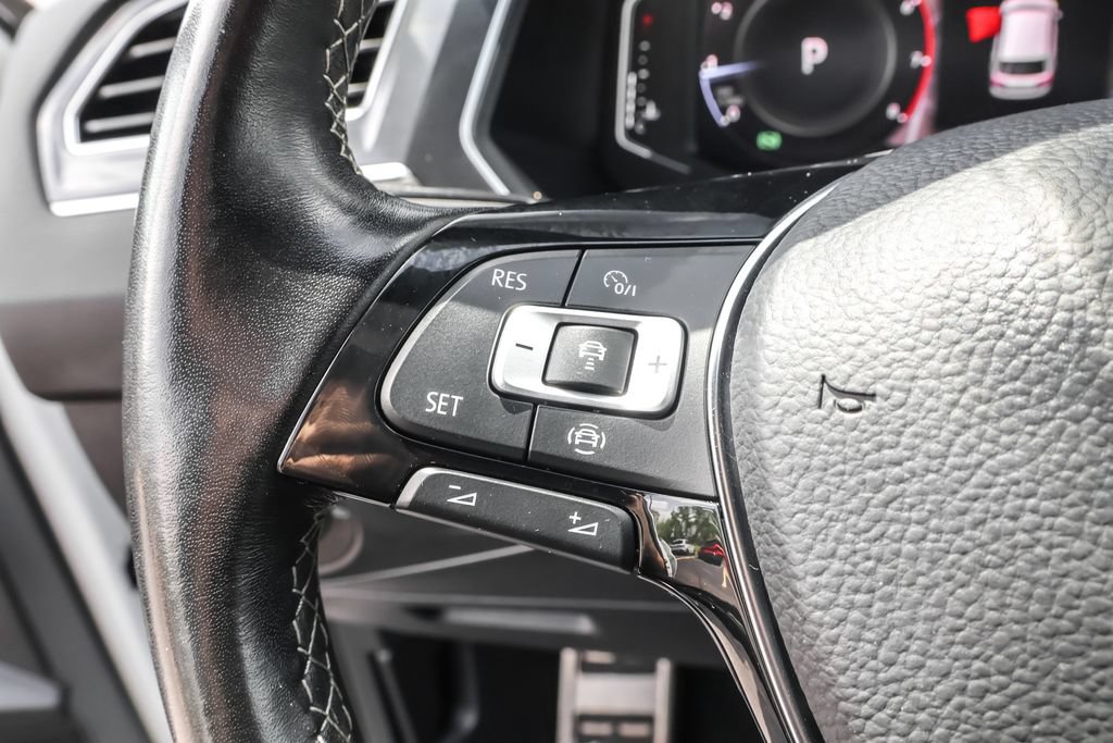 Used 2021 Volkswagen Tiguan SEL Premium R-Line AWD/4WD image 20