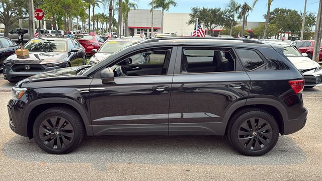 Used 2022 Volkswagen Taos S FWD image 4