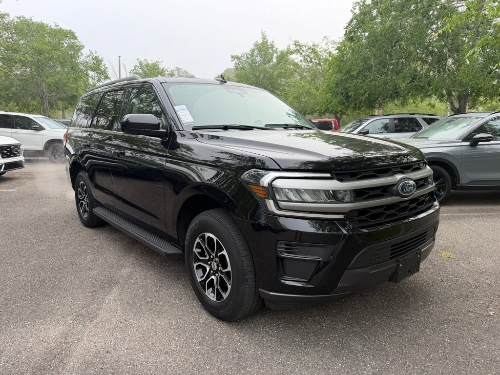 Used 2024 Ford Expedition XLT
